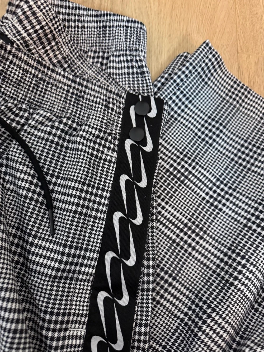 Nike Women’s Black & White Checked Joggers with Side Tape